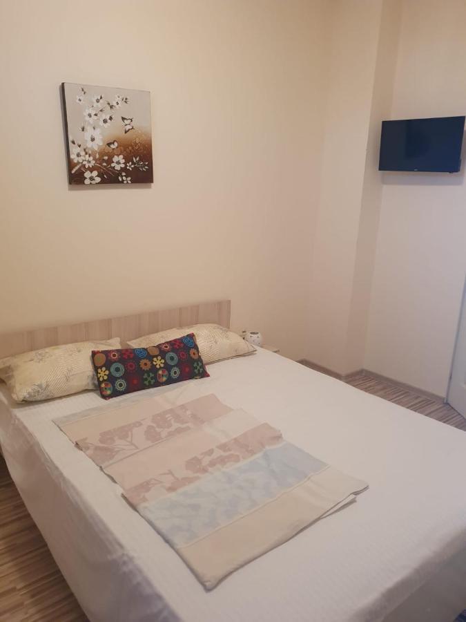 Relax Haus Hunedoara Exterior foto